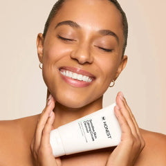 Honest Beauty Sensitive Skin Calming Cream Cleanser with Hyaluronic and Amino Acids - 4 fl oz